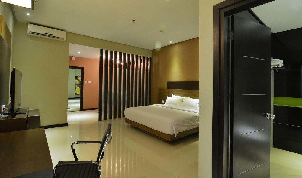 Savana Hotel & Convention Malang Exterior foto