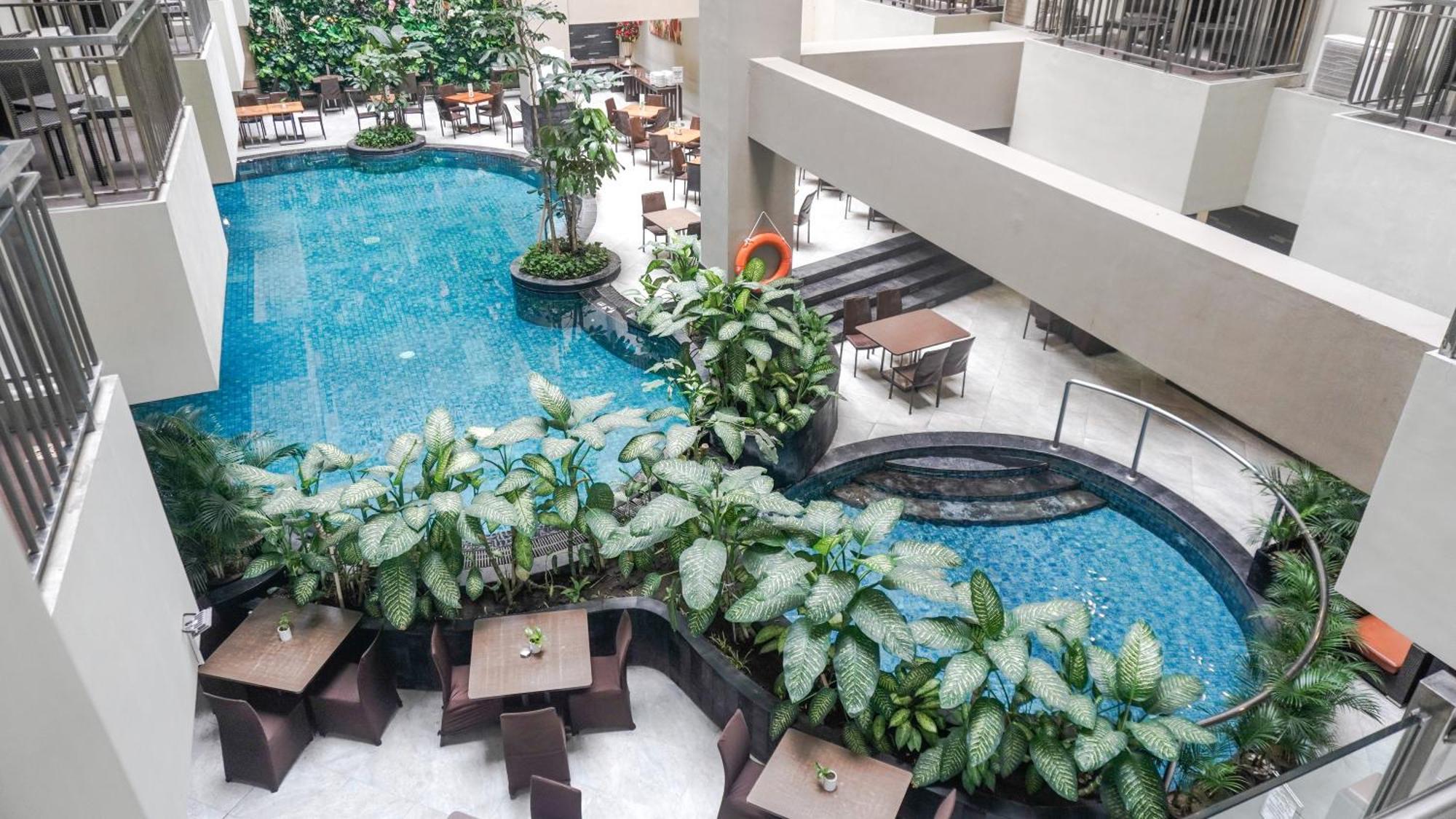 Savana Hotel & Convention Malang Exterior foto