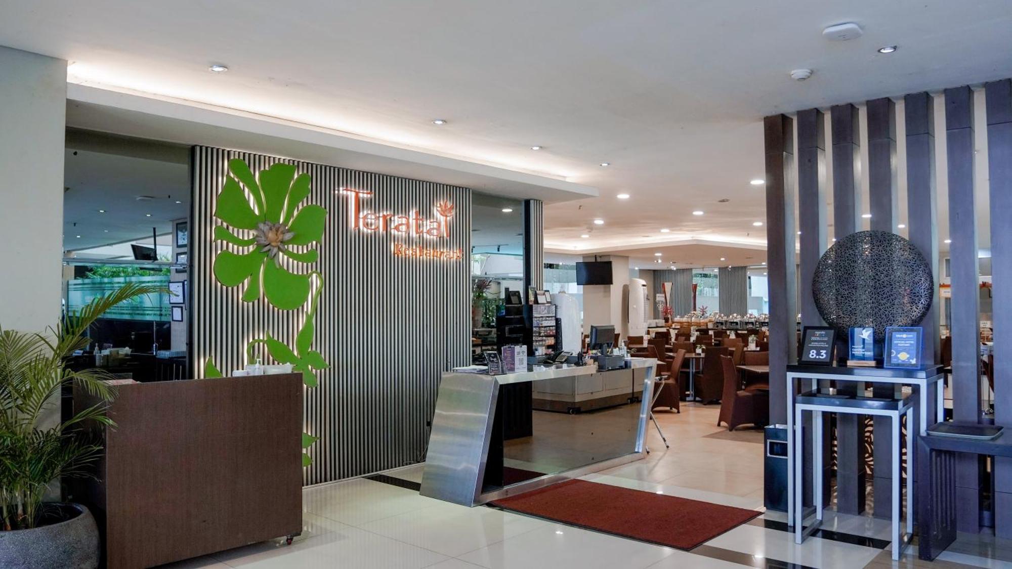 Savana Hotel & Convention Malang Exterior foto