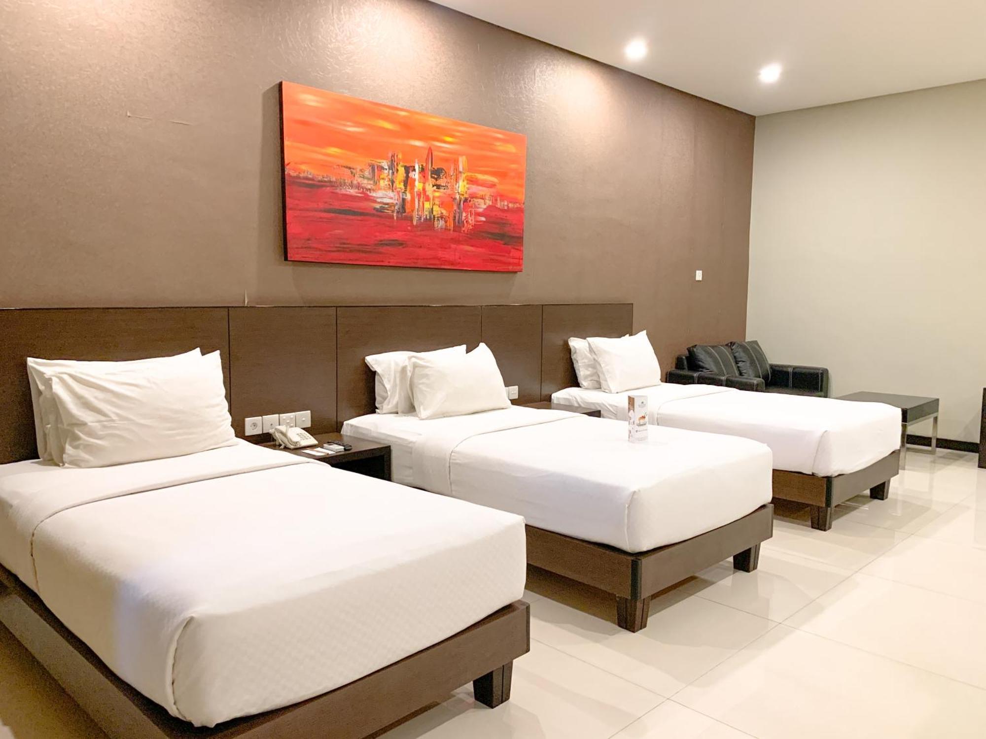 Savana Hotel & Convention Malang Exterior foto